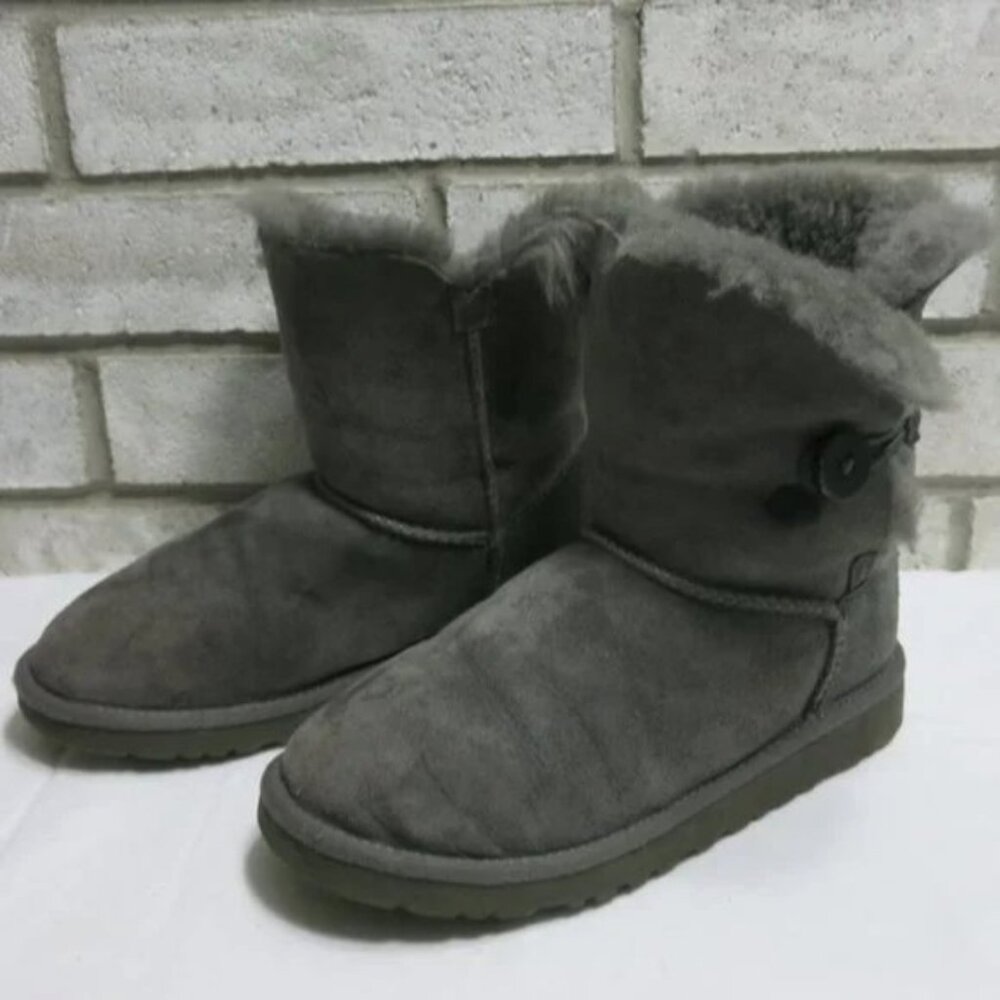 UGG Insulated Winter Boots #5991 Australia Kid's Winter Footwear Boot Shoes Sz 4